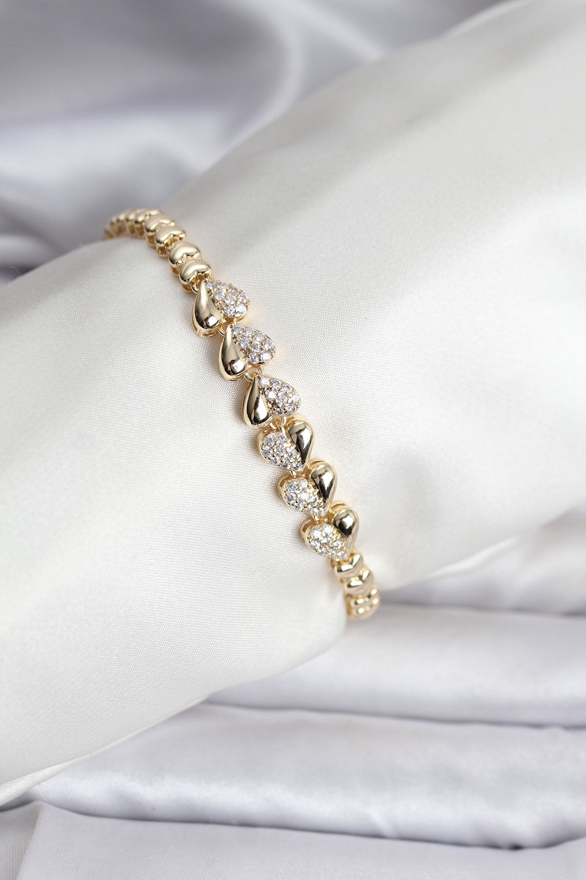 14K Gold Renk Kaplama Kalp Model CM Kadın Bileklik