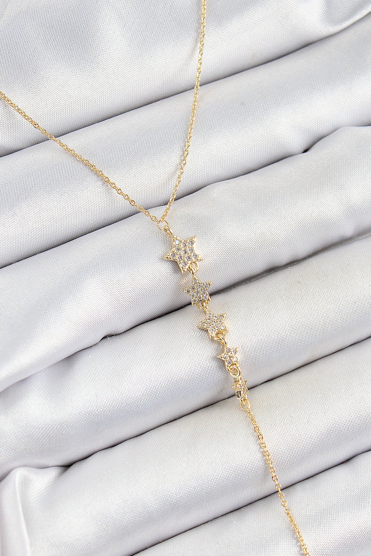 Pirinç Zirkon Taşlı Sıralı Yıldız Figürlü Y Model Gold Renk Kadın Kolye