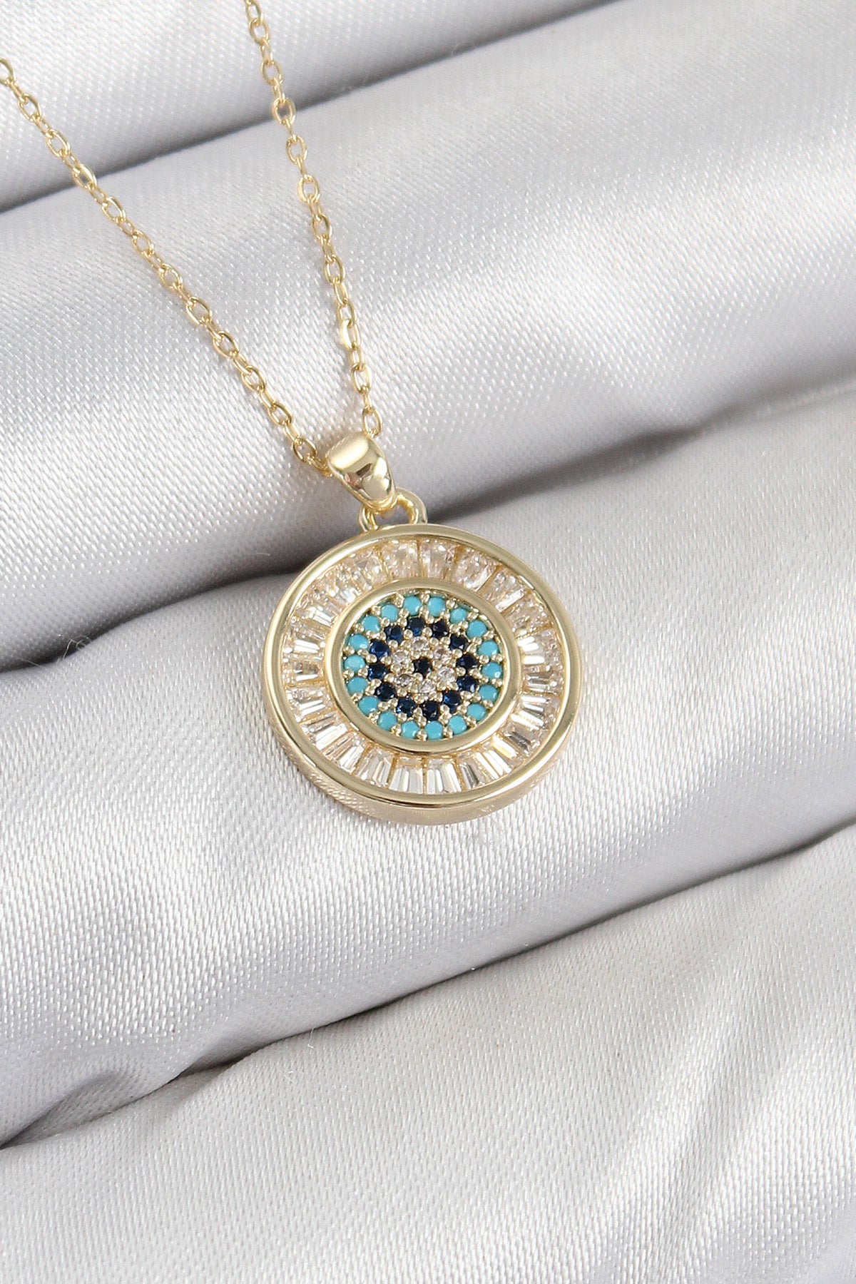 Pirinç Zirkon Taşlı Su Yolu Nazar Model Gold Renk Kadın Kolye