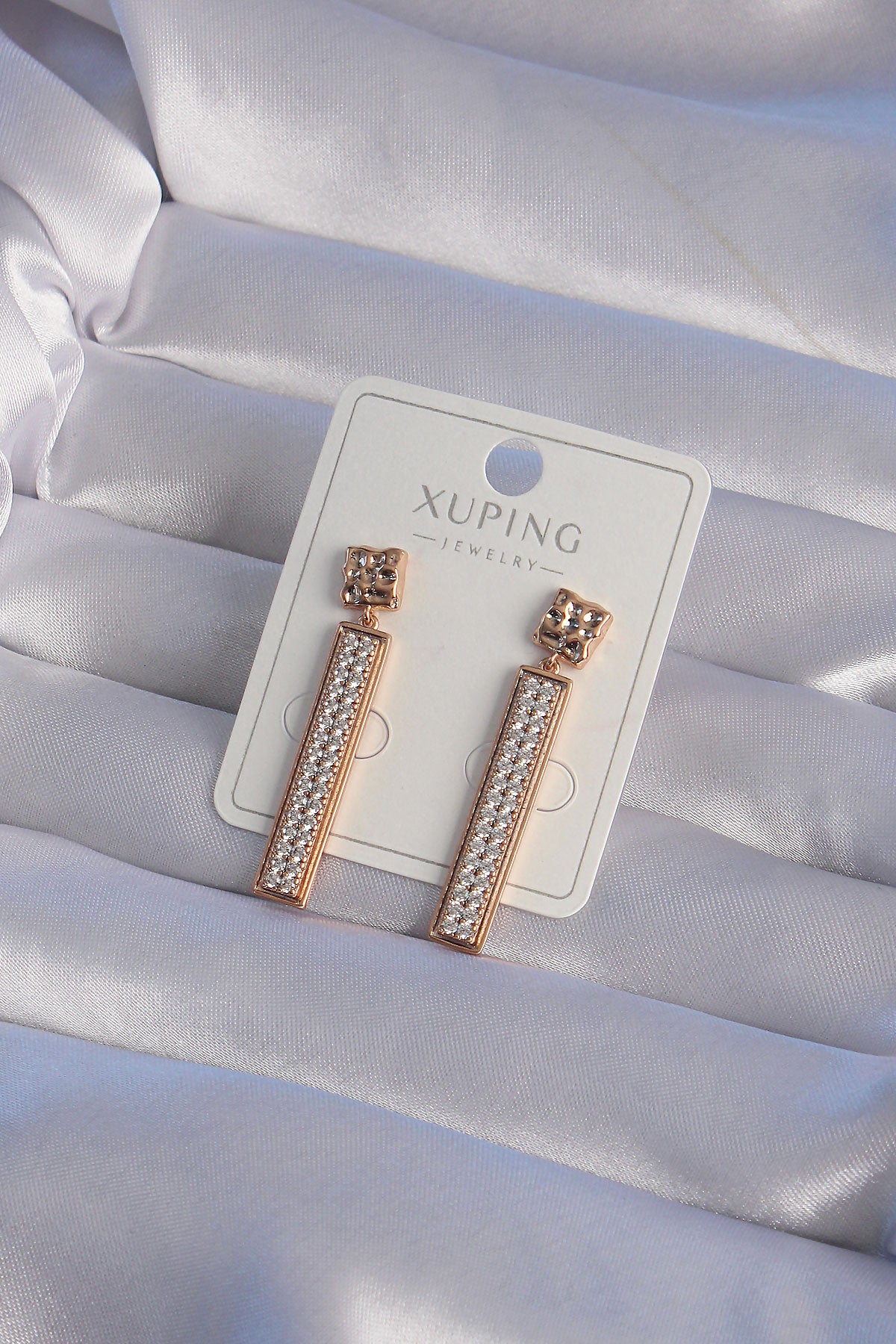 Xuping Rose Renk Zirkon Taşlı Su Yolu Küpe