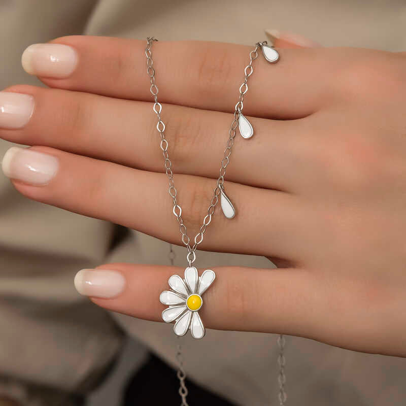 Gümüş Rodyum Papatya Seviyor Sevmiyor Bayan Kolye