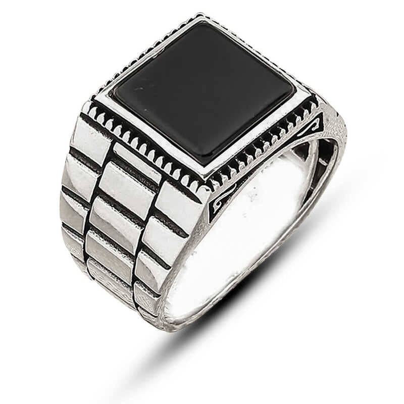 Gümüş Oniks Taşlı Desenli Erkek Yüzük