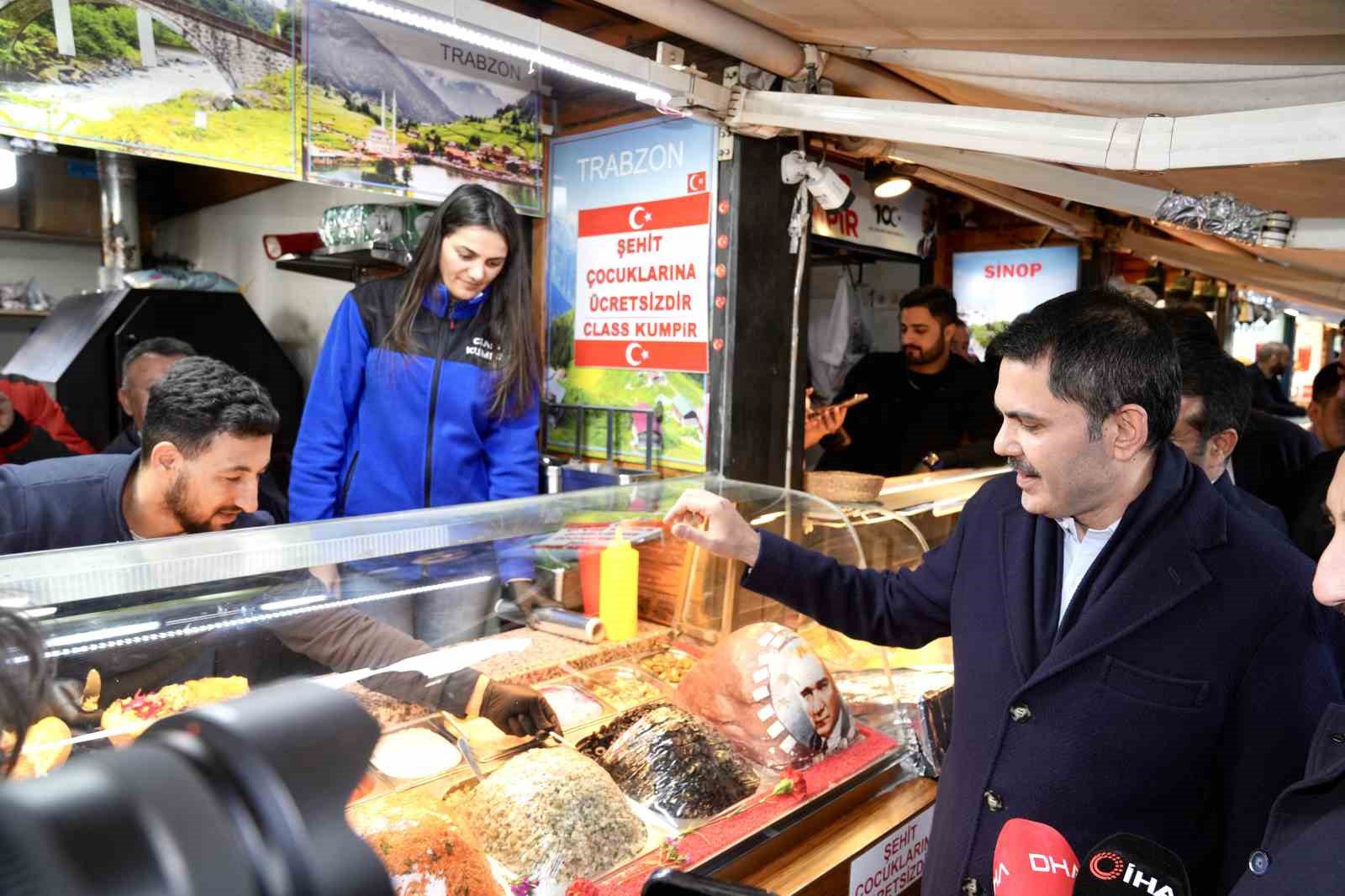 ak parti ibb baskan adayi kurum besiktasta vatandaslar tarafindan ilgiyle karsilandi 0 9yqKZ2jH