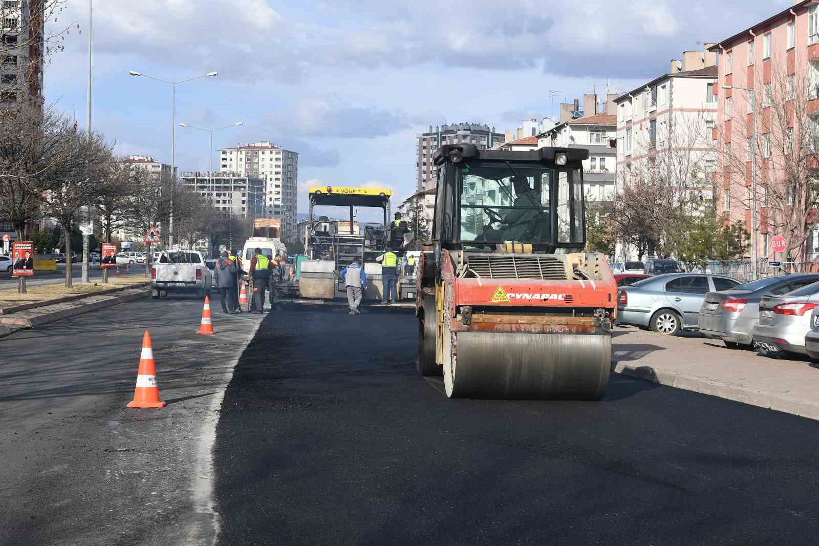 buyuksehirden ziya gokalp mahallesine 33 milyon tllik sicak asfalt yatirimi 2 c31wrIqT