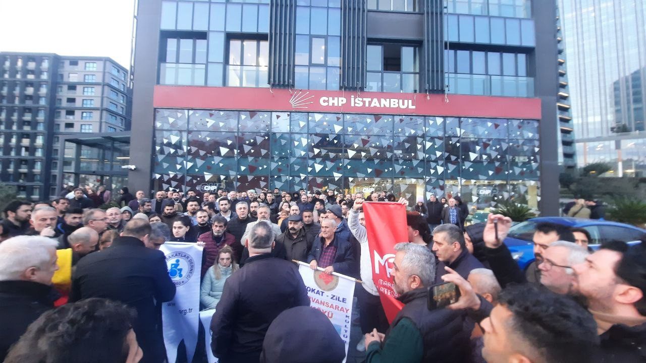 chplilerden istanbul il baskanligi onunde protesto 1 PCMdHhus