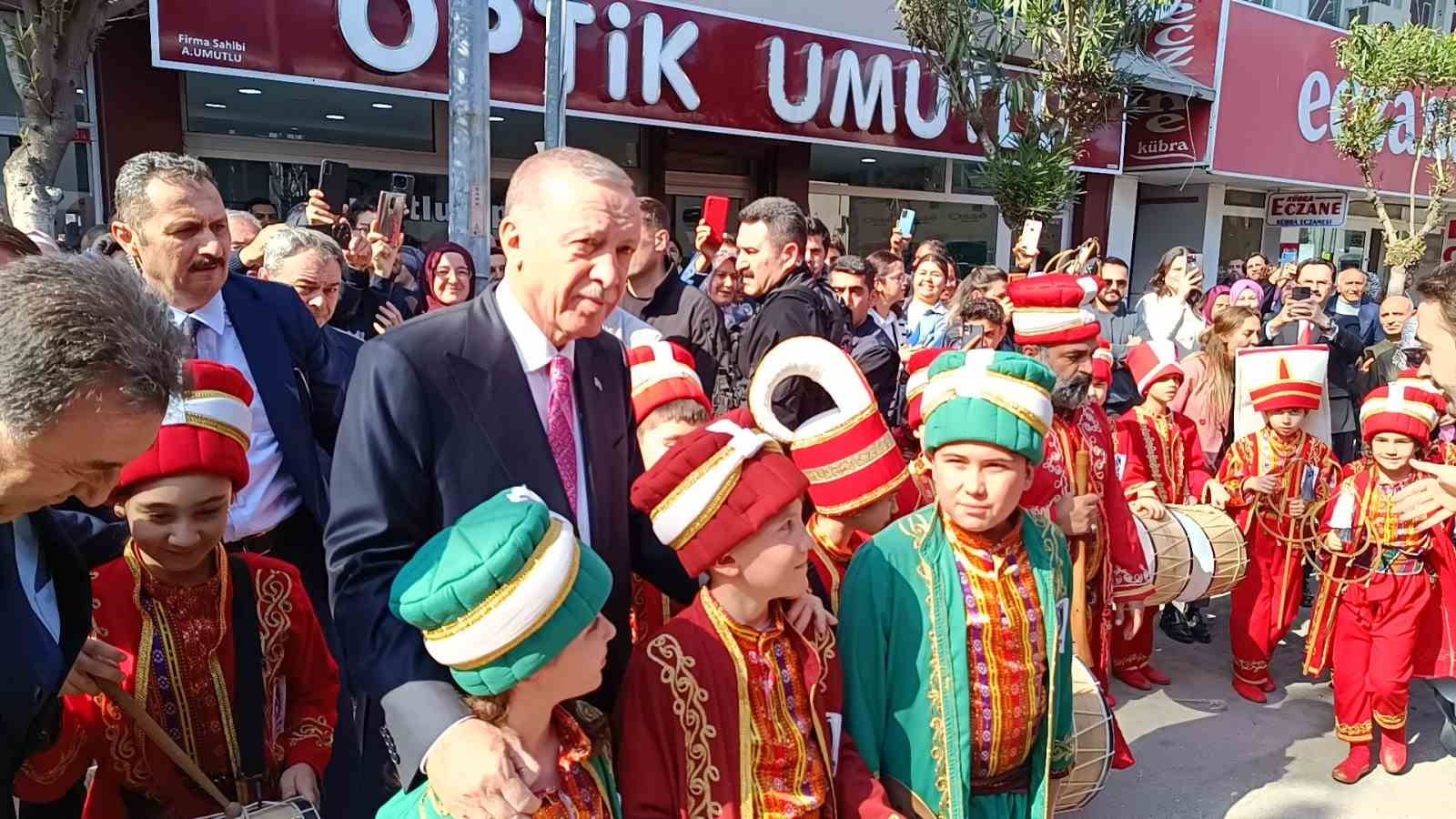 cumhurbaskani erdogan manisada 0 eJJhmag9