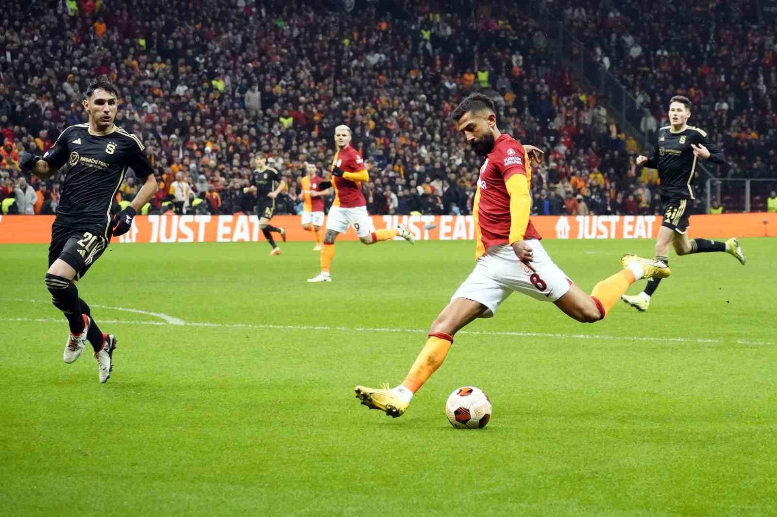 galatasaray tur icin prag deplasmaninda 1 55dj7teC