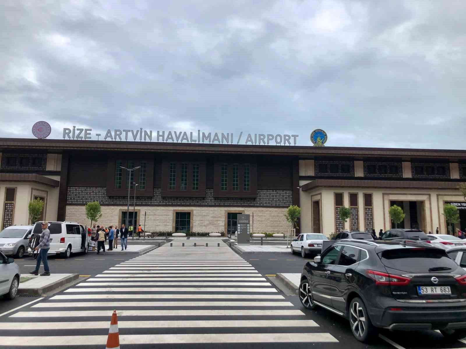 rize artvin havalimanini 2024 yilinin ilk ayinda 85 bin 794 yolcu kullandi 0 sj3gAU8I
