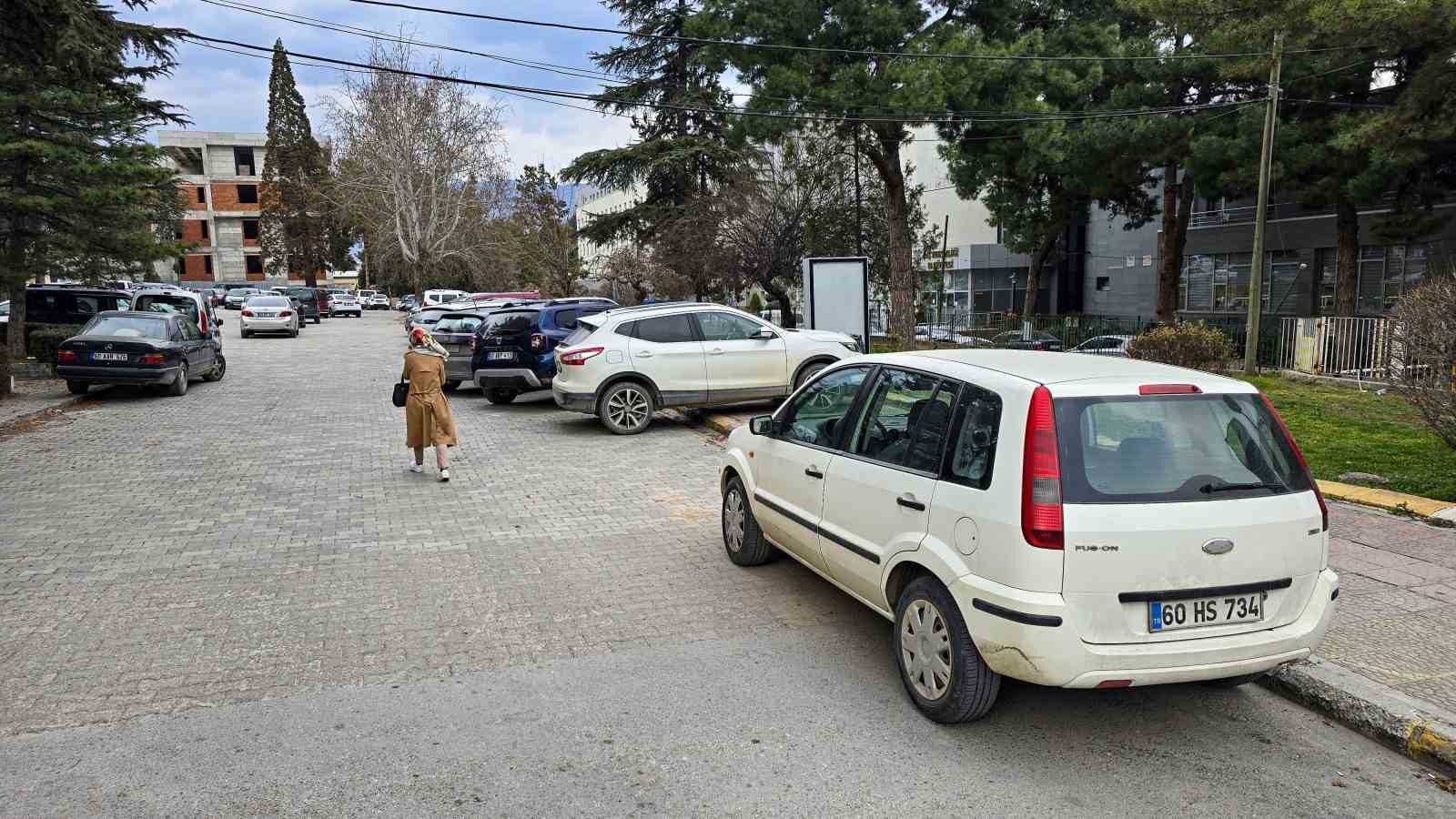 tokat gaziosmanpasa universitesi hizmet degil cile merkezi oldu 2 8nljiJkK