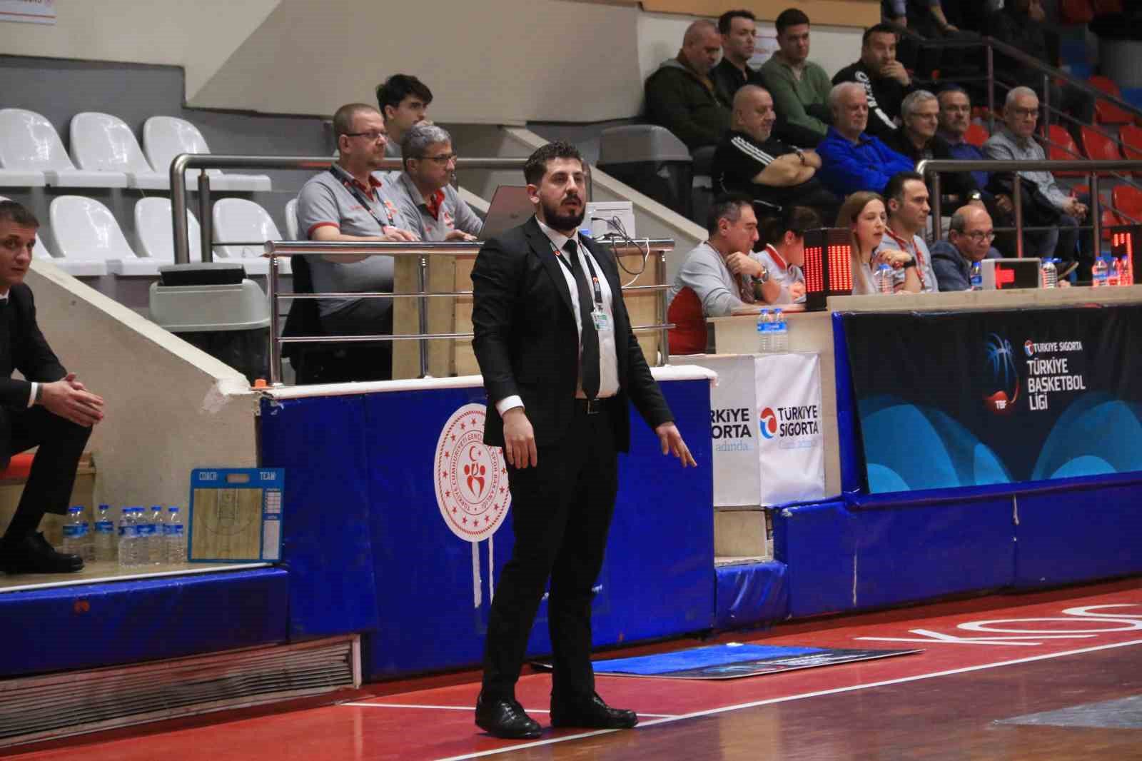 turkiye basketbol ligi kocaeli bsb kagitspor 99 cayirova belediyesi 106 9 ZZzFjRdl