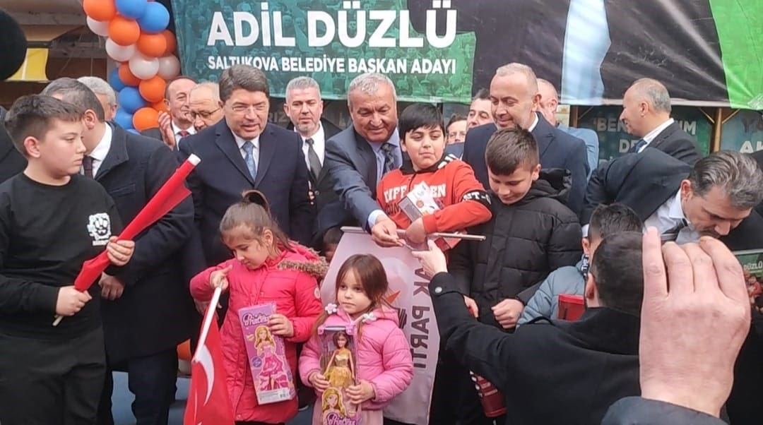 adalet bakani tunca engelli gencten binali yildirim surprizi 0 t1CpVVnl