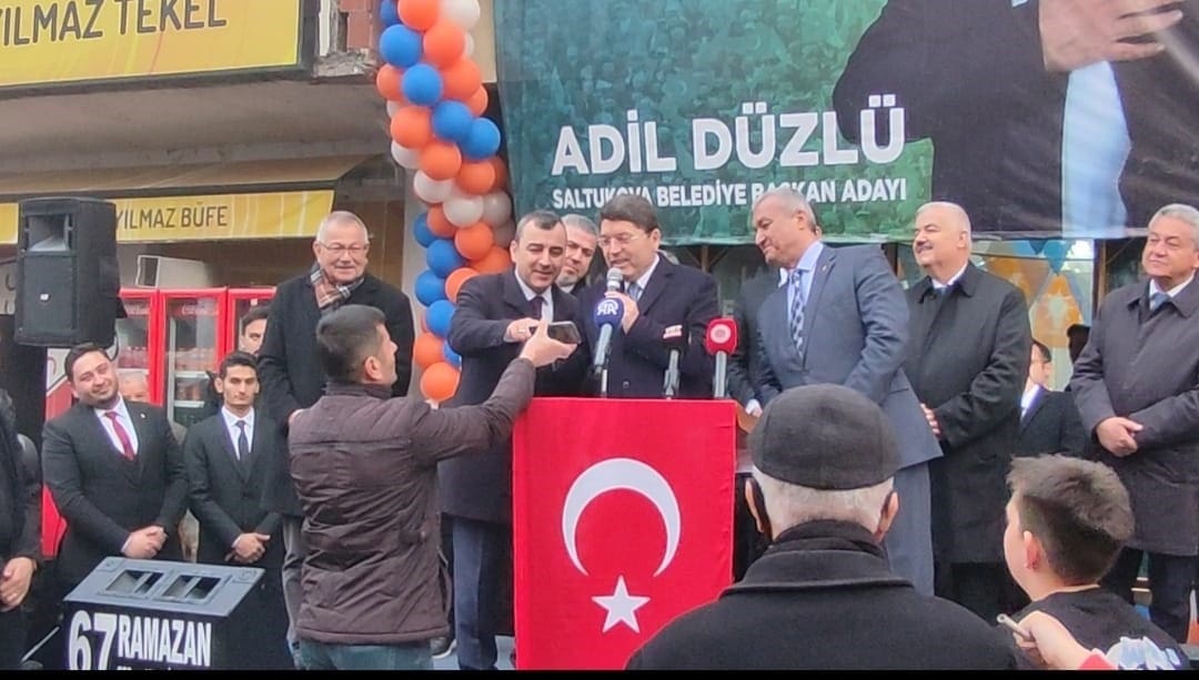 adalet bakani tunca engelli gencten binali yildirim surprizi 2 U6jXHQBX