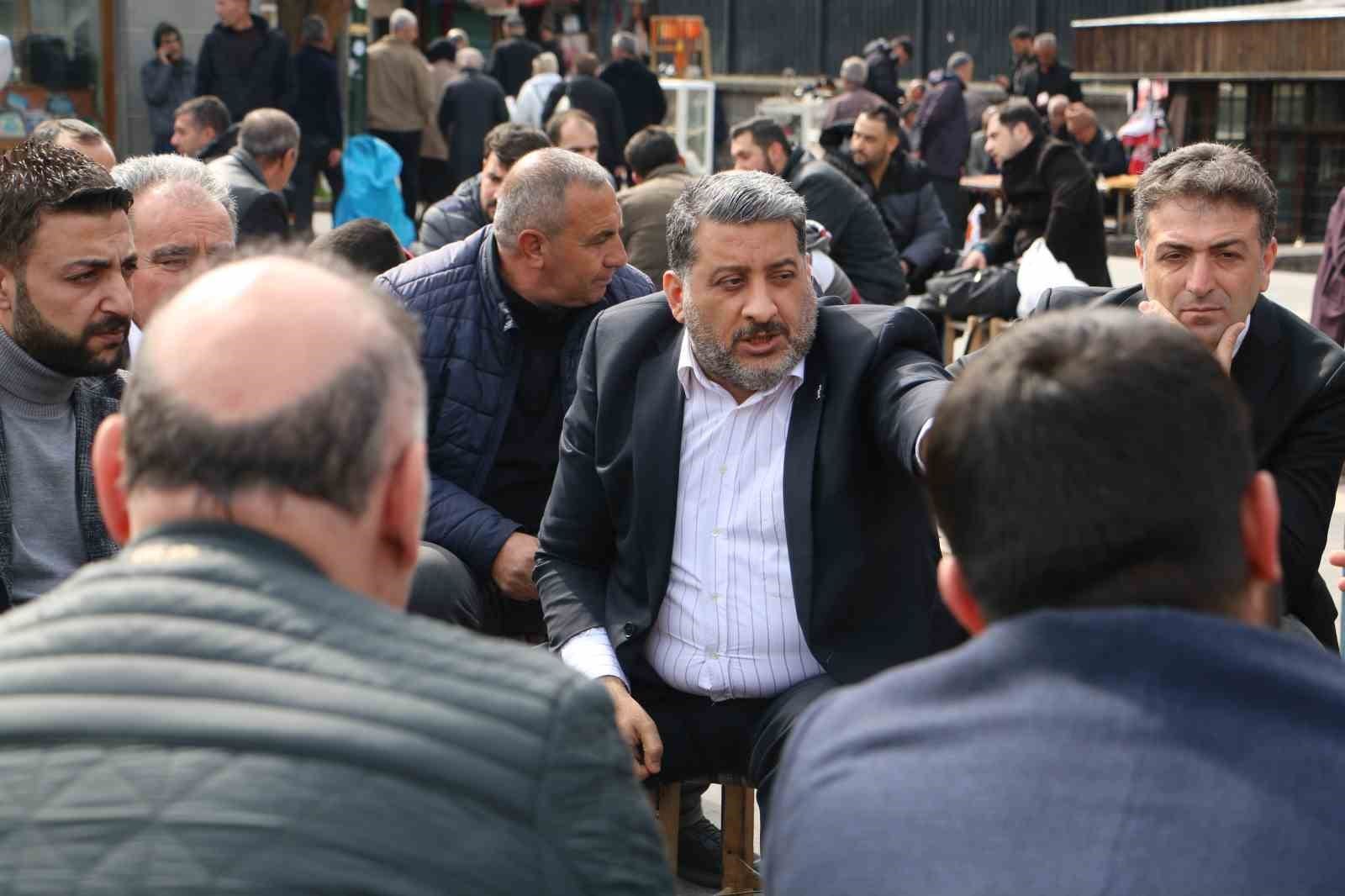 ak parti diyarbakir il baskani ocak sur esnafiyla kucaklasti 4 A9rwhOc1