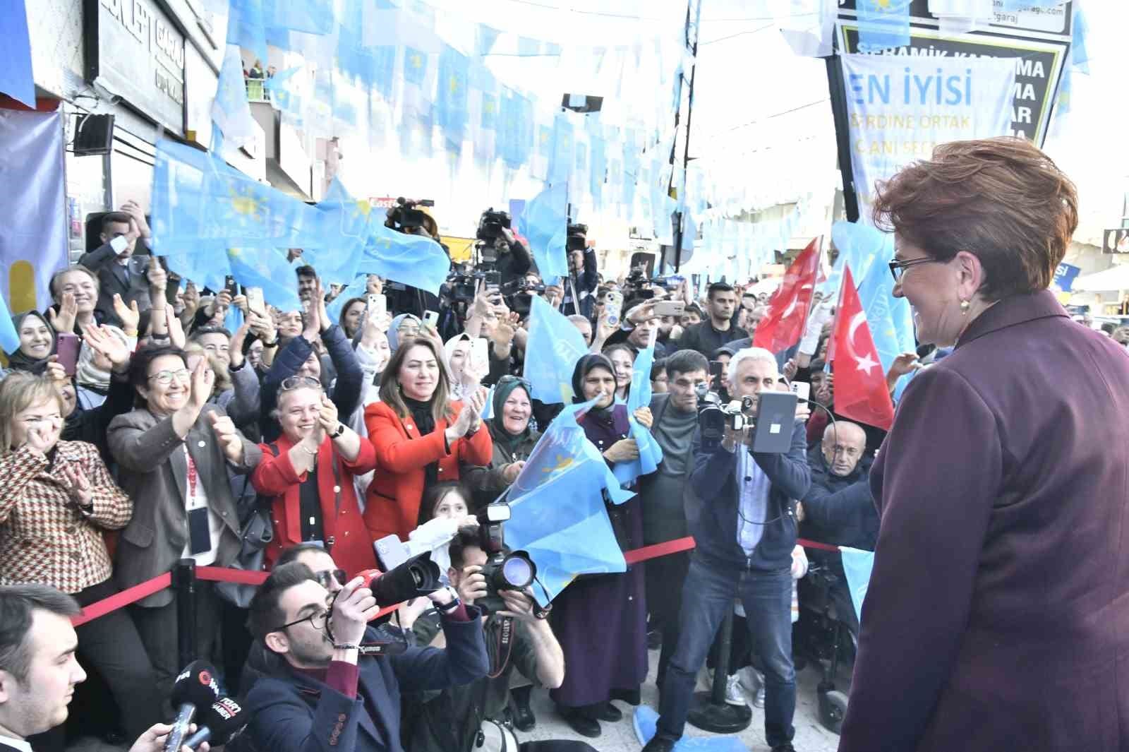 aksener mhpden cesitli sebeplerle ayrildik iyi partiyi kurduk o gunden beri mhp mensuplarina genel