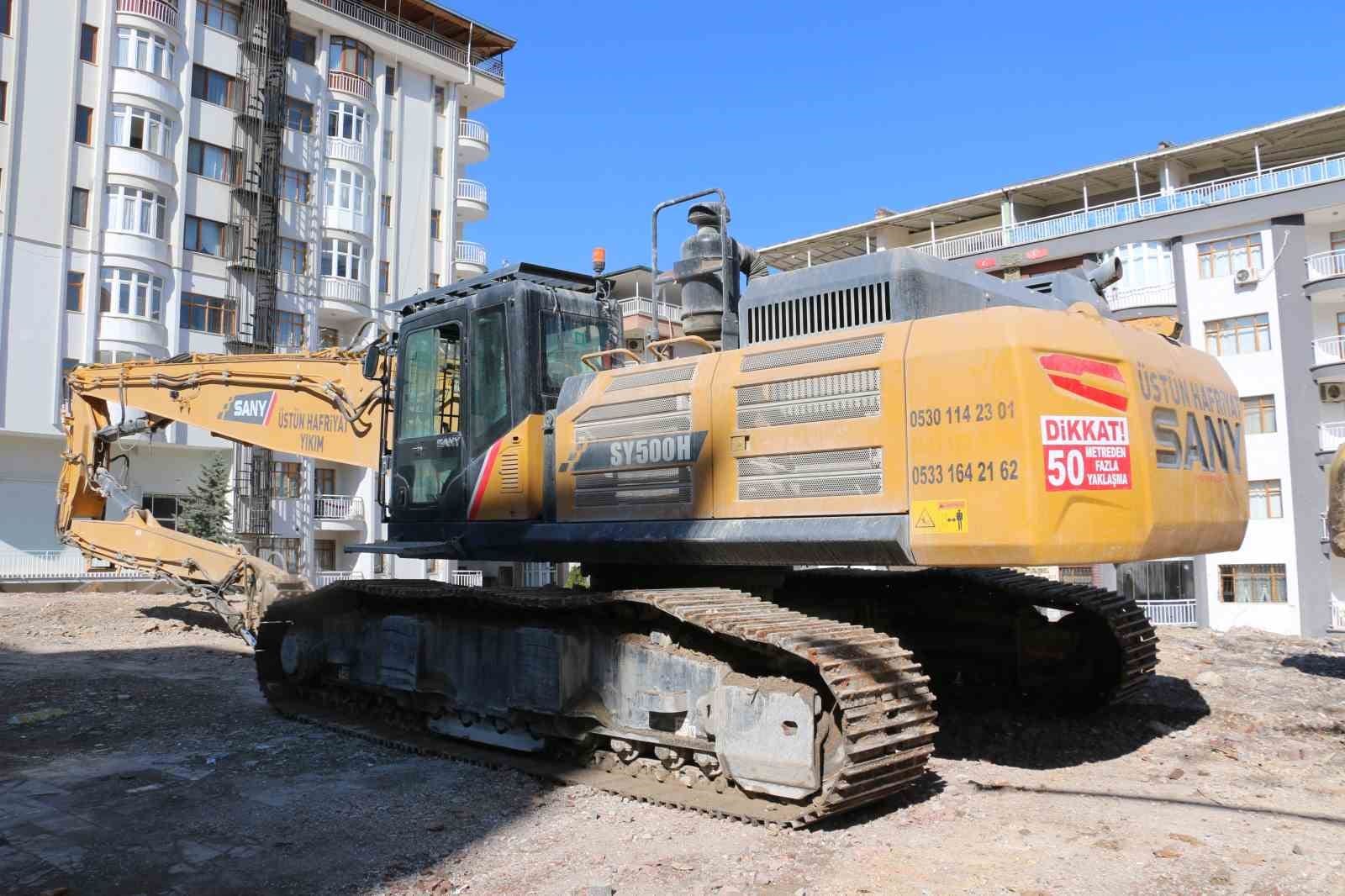 bu maasi duyan makas operatorlugu icin siraya girecek aylik 300 bin lira 4 9RTeTMg3