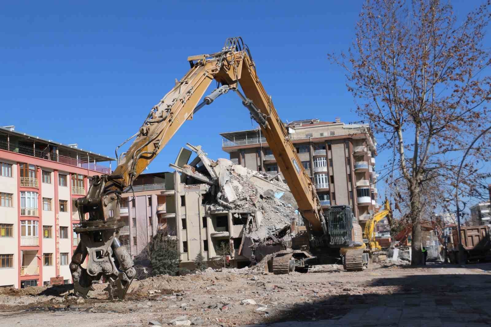 bu maasi duyan makas operatorlugu icin siraya girecek aylik 300 bin lira 6 OzFbRNSB