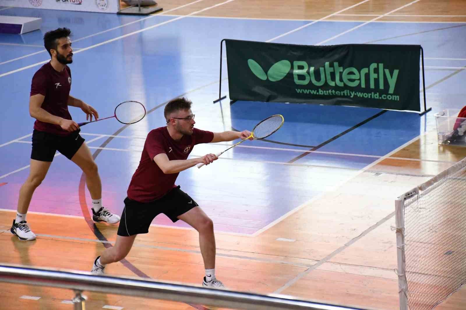 anadolu universitesi badminton takimi super lige yukseldi 1 ib1bIF6z