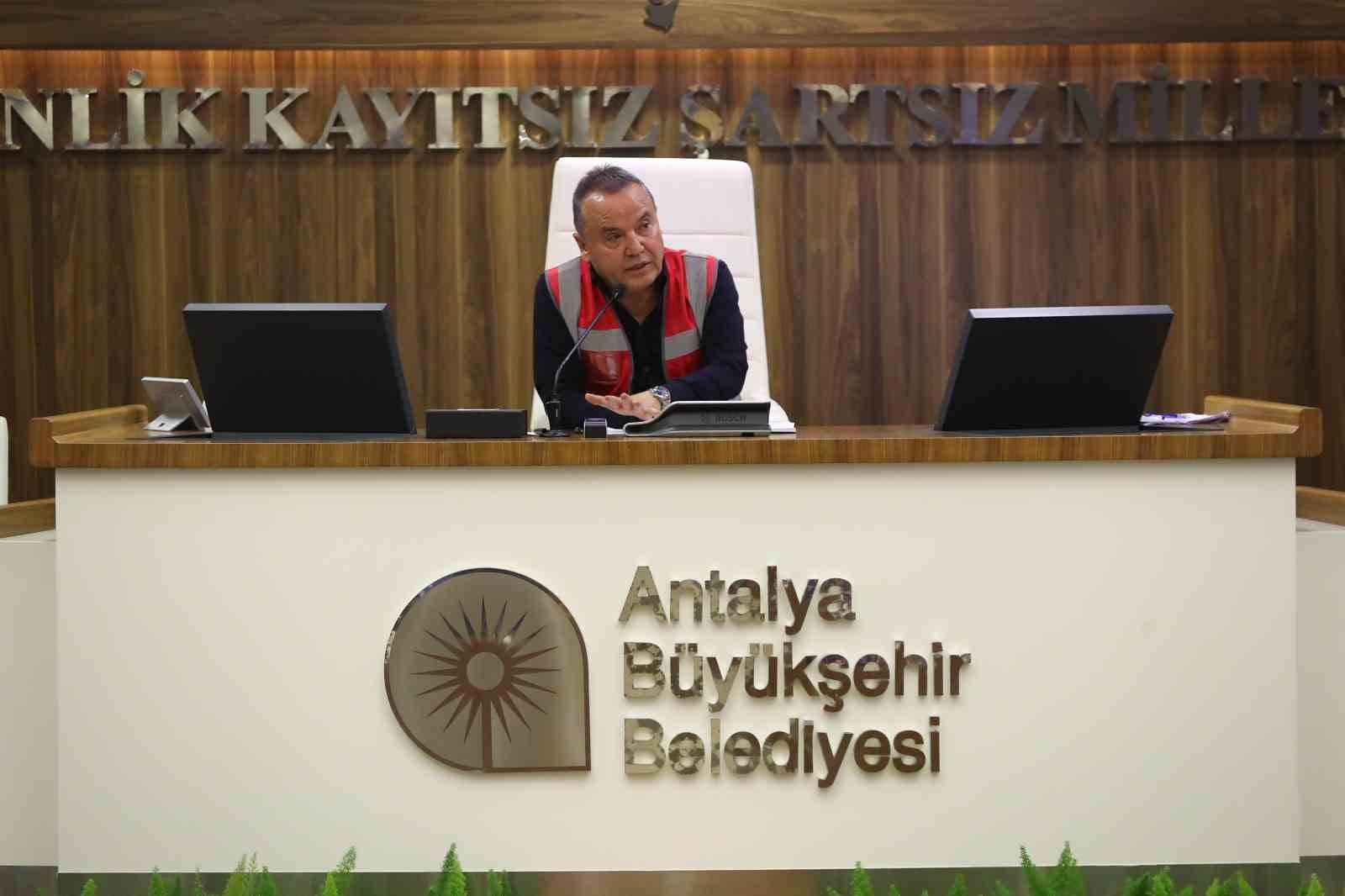 antalya buyuksehir belediye meclisi yeni donemin ilk toplantisini yapti 0 3WYzieSK