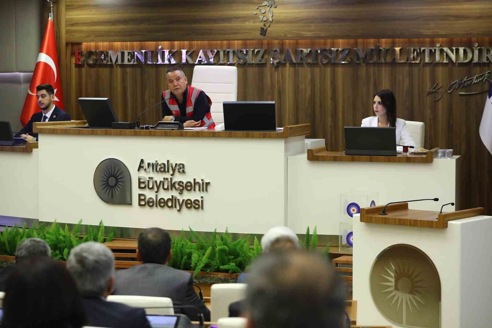 antalya buyuksehir belediye meclisi yeni donemin ilk toplantisini yapti 2