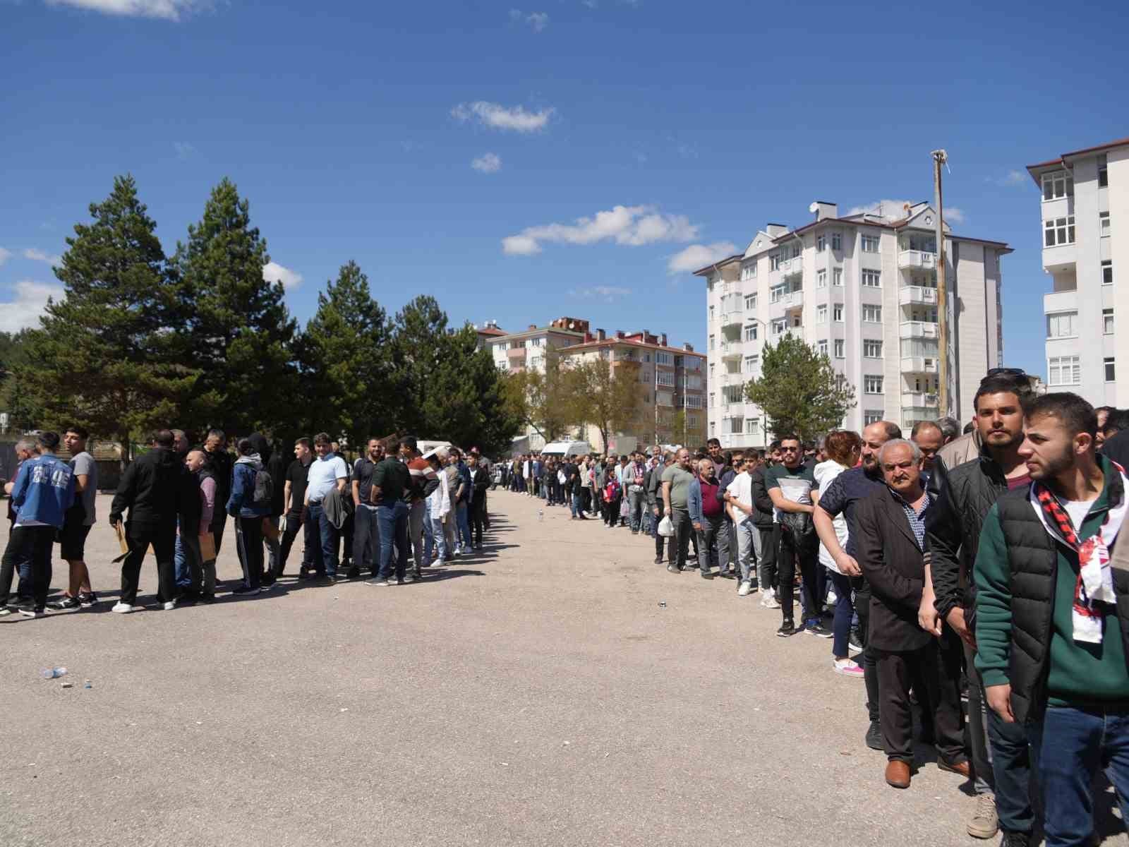 kastamonuspor taraftarindan amed macina yogun ilgi 1 BUaCHaqT