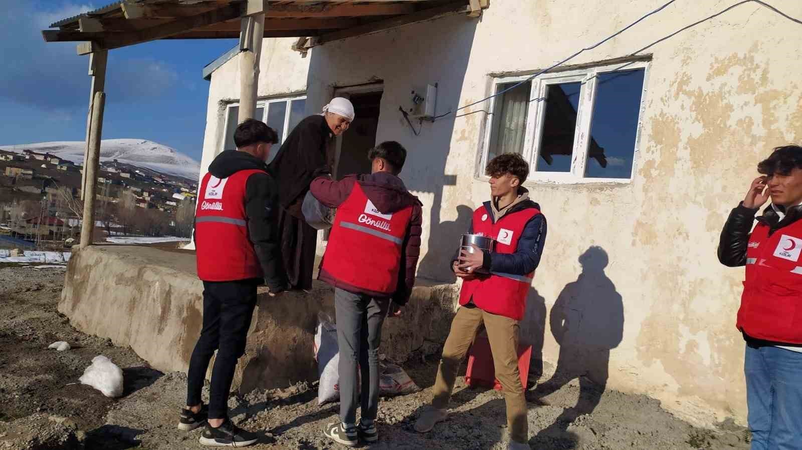 kizilay ramazanda agrida ihtiyac sahiplerinin yaninda oldu 1 SUjbfcIN