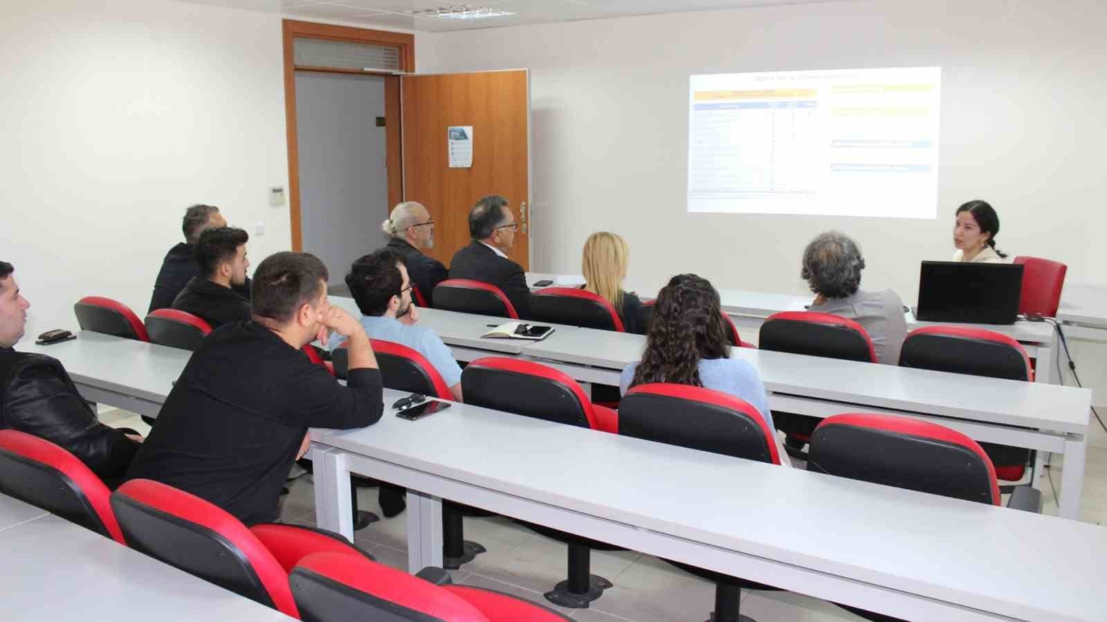 mersin universitesinde 2209 projeleri tanitildi 1 siOBIVsU