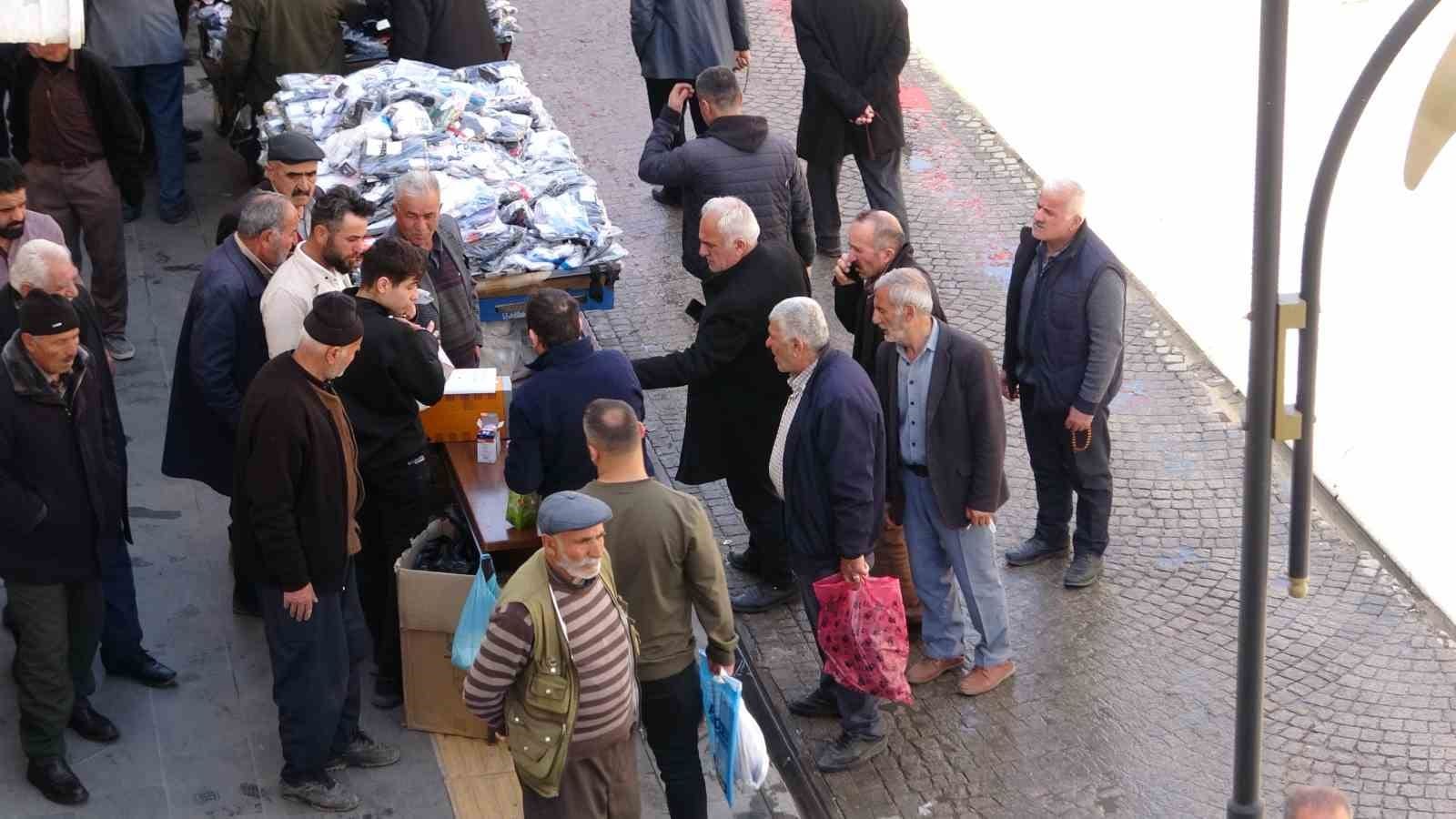 normallesen vanda bayram alisverisi hareketliligi 3 GbOD4rm1