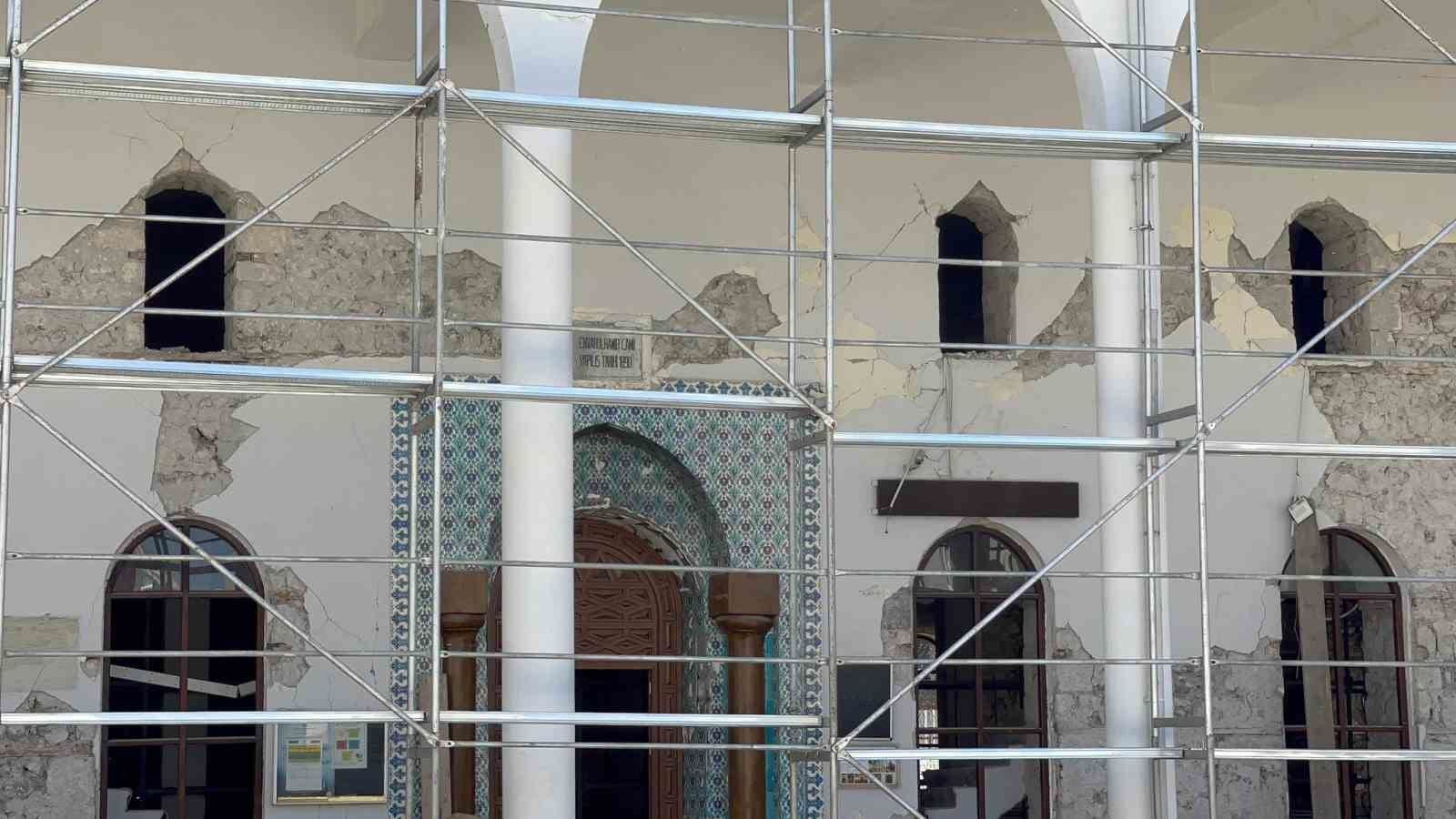 osmaniyede depremden hasar goren 134 yillik cami restore ediliyor 1 adHfryj4