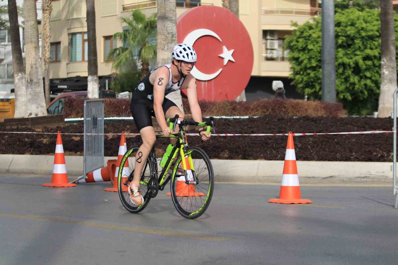 turkiye triatlon elitler turkiye sampiyonasi sprint mesafe yarisi yapildi 10 rYWIjGZV