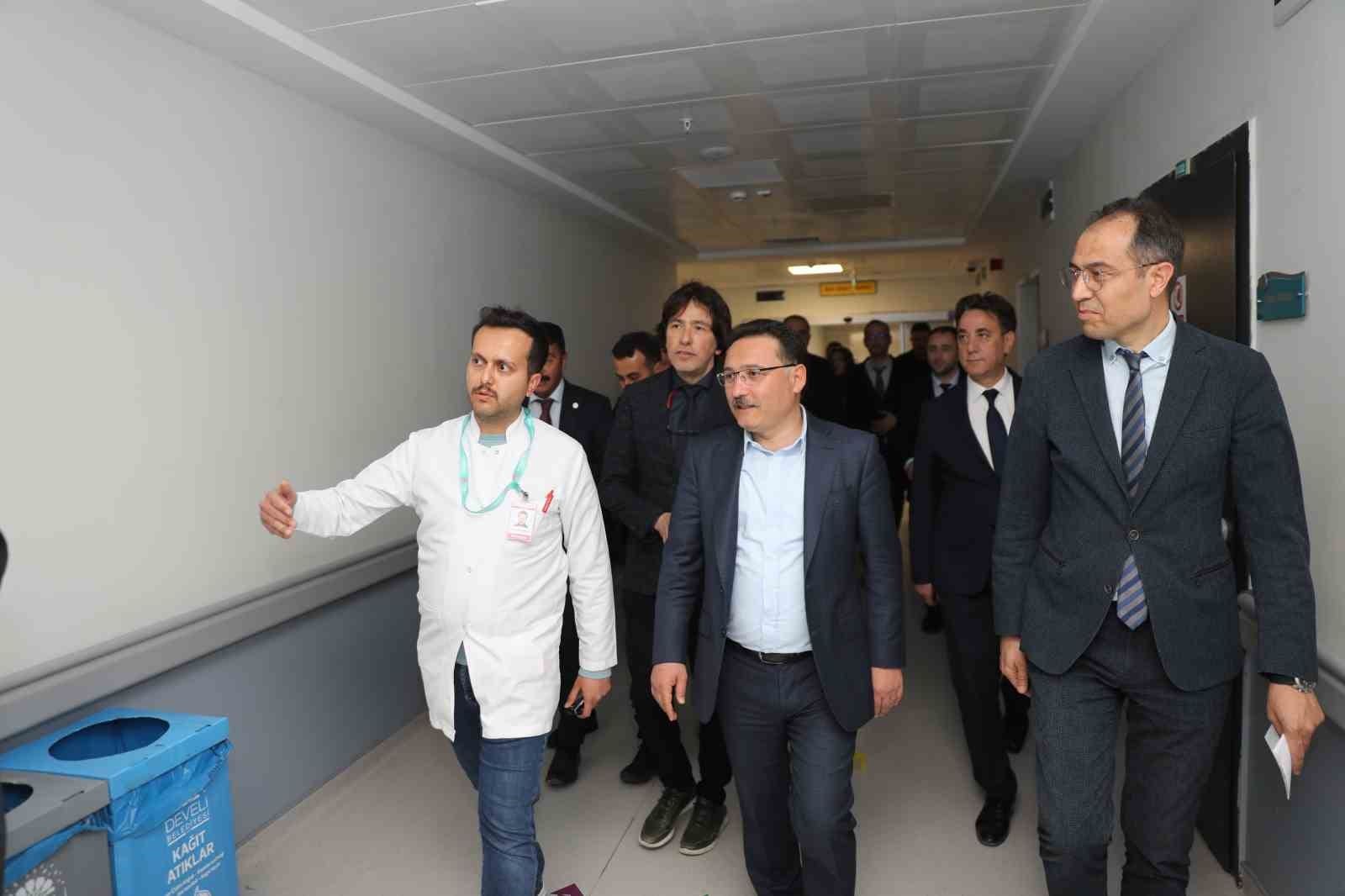vali cicek develi dr ekrem karakaya devlet hastanesine calisma ziyareti 3 UeF1XElg