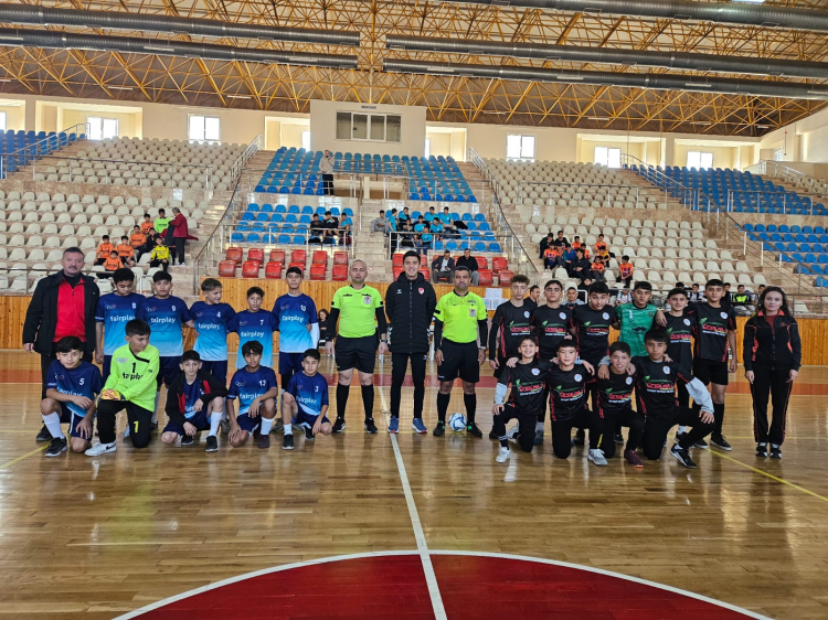 Futsal şampiyonası antalya'da başladı