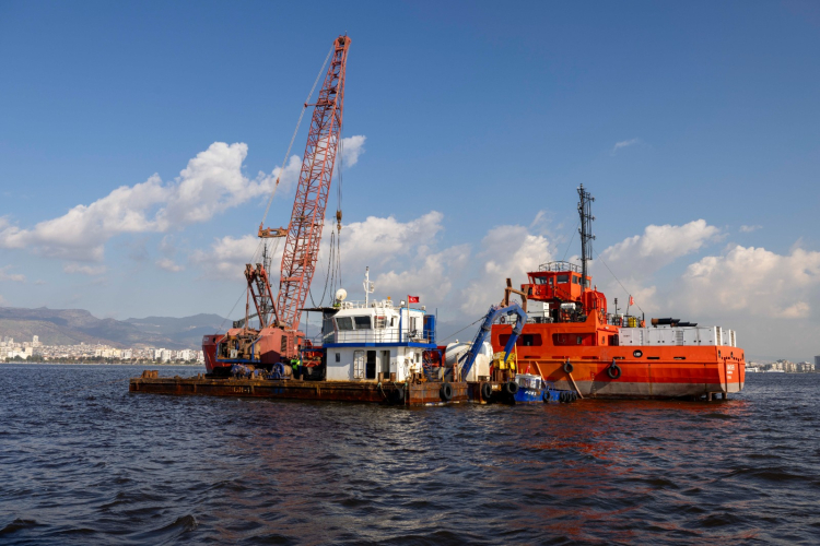 İzmir körfezi'nde tarihi yatırım