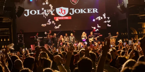 Jolly joker açık ara konser şampiyonu!
