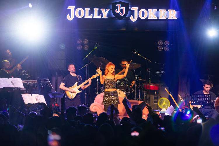 Jolly joker açık ara konser şampiyonu!