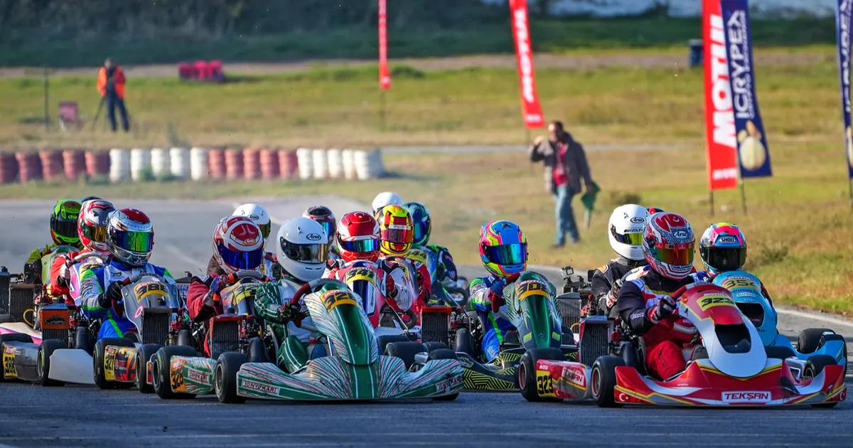 karting-son-ayakta-buyuk-cekisme-XDG4OGx9.webp