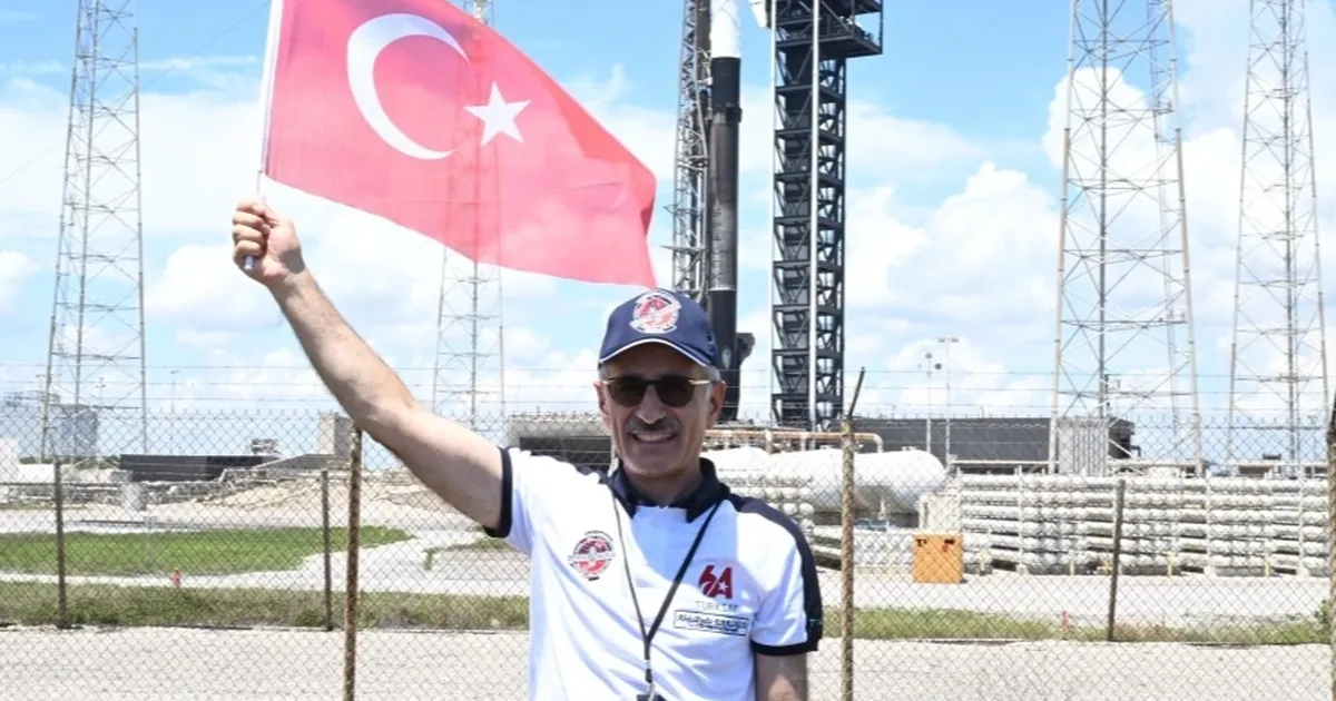 turksat-6a-yorungesine-ulasti-G4j7l86M.webp