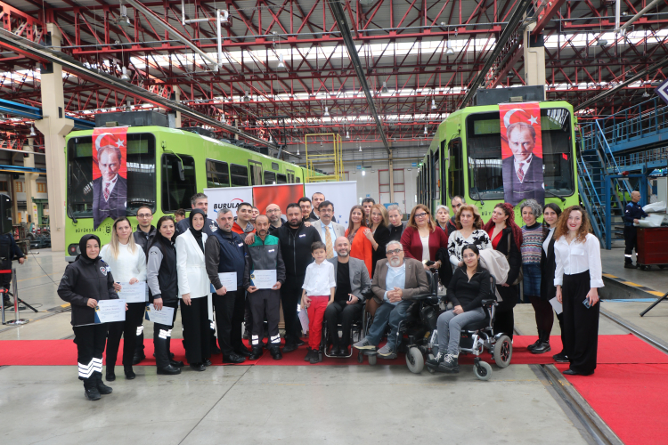 Bursa burulaş'ta hizmet bir 'işaret'e bakıyor