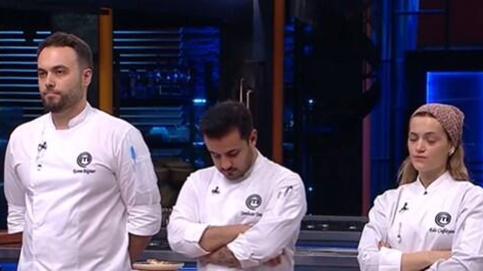 masterchef-ikinci-finalisti-kim-oldu-elenen-isim-gozyaslarini-tutamadi-cok-yazik-oldu-Rf4XmVEm.jpg