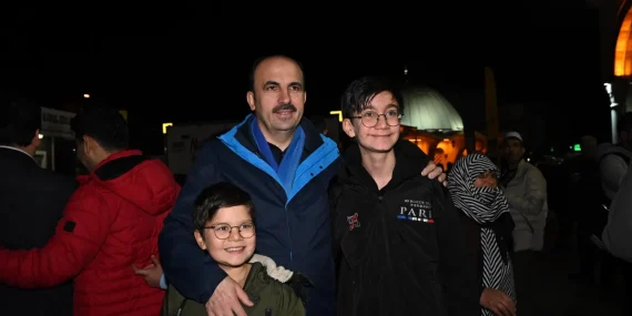 Vali akın ve başkan altay konyalılarla bir araya geldi
