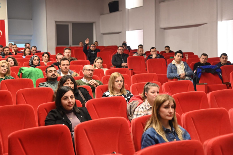 Manisa büyükşehir'de personeline ‘öfke kontrolü eğitimi’