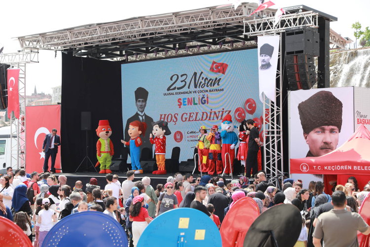 Ankara'da rengarenk vosvoslarla kent tipi