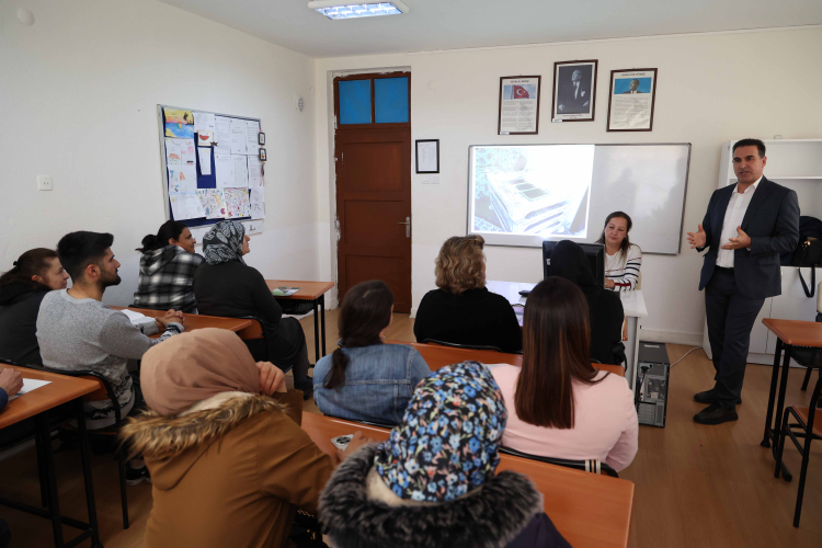 Antalya büyükşehir ipek böceği yetiştiriciliğini yaygınlaştırıyor