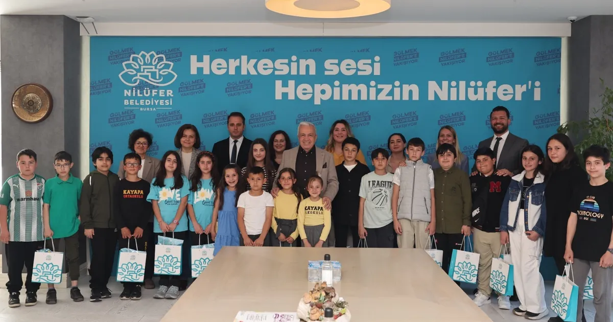 cocuklarin-niluferi-cocuklarin-rehberliginde-sekilleniyor-GxIYE4AU.webp
