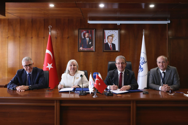 DEÜ onkoloji araştırmalarına kitvak takviyesi