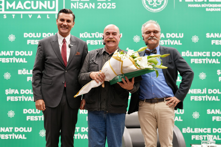 Manisa'da geleceğin tarihi konuşuldu