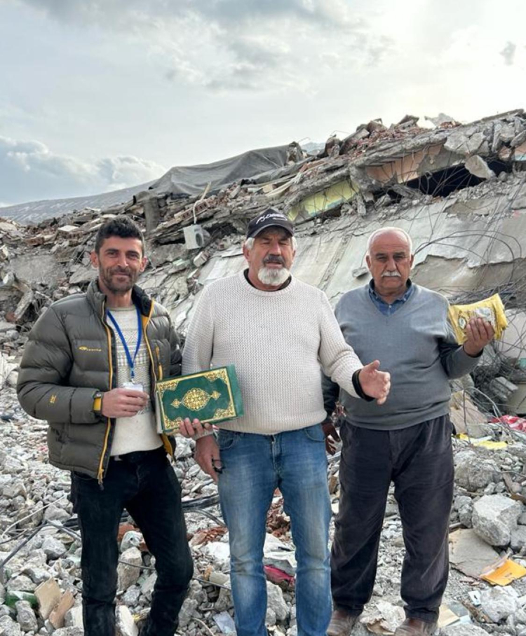 Zelzele bölgesinin sessiz kahramanı: bülent türker