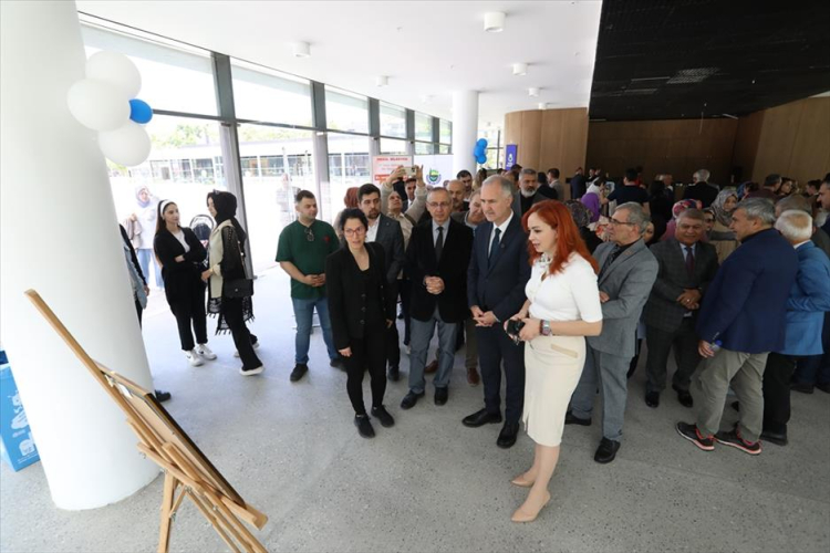 “sana anlatacak bir öyküm var” standı açıldı